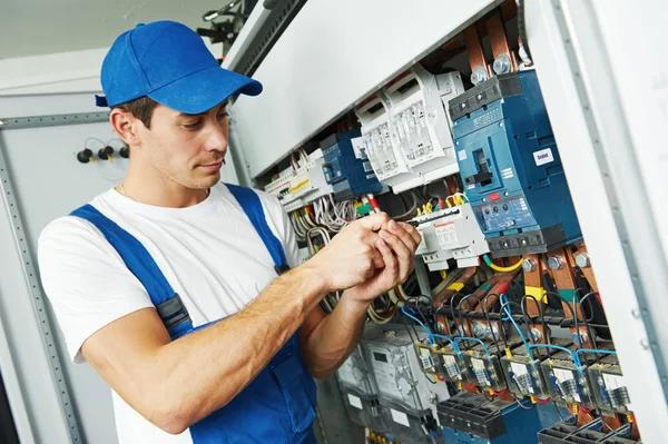 Glenpool Electrician Offering Complete Electrical Installation and Repair