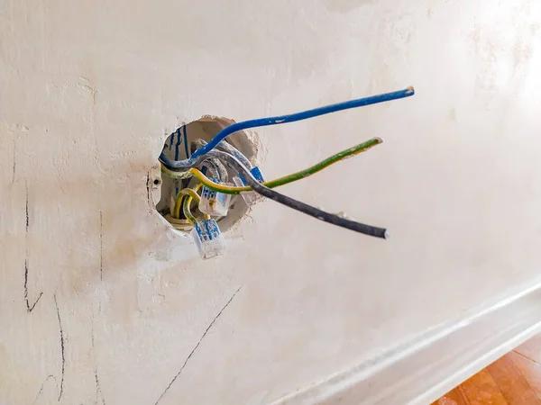 Trusted Electrical Services in Des Moines for Homes and Businesses