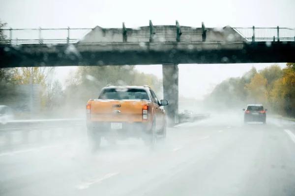 Reliable Ford Pickup and Delivery Services That Save You Time